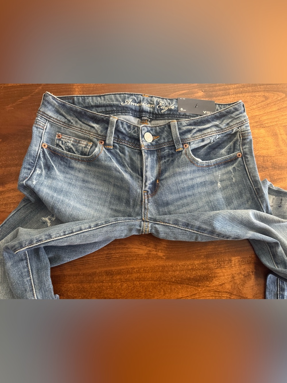 NWT American Eagle Y2K Low Rise Slim Boot Light Wash Denim Jeans 6 SHORT - Picture 7 of 7